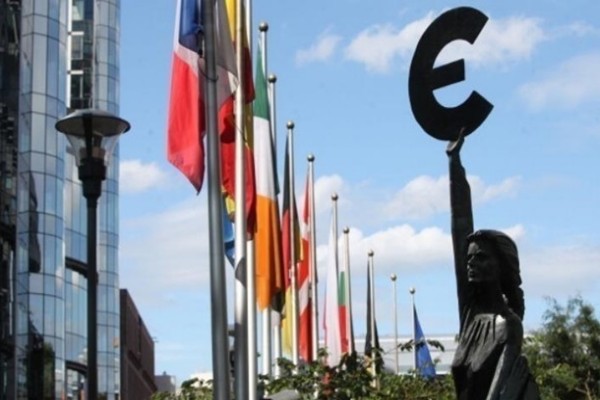 Пандемия COVID-19: ЕС одобрил финподдержку в 87,4 млрд евро