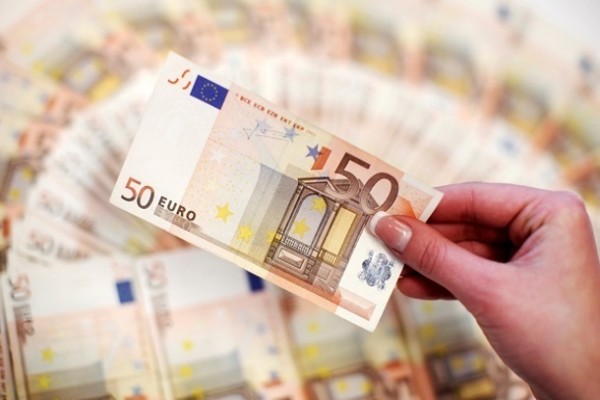Курсы валют на 16 октября: евро резко подешевел