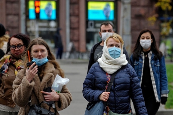 В Украине 2141 случай коронавируса за сутки