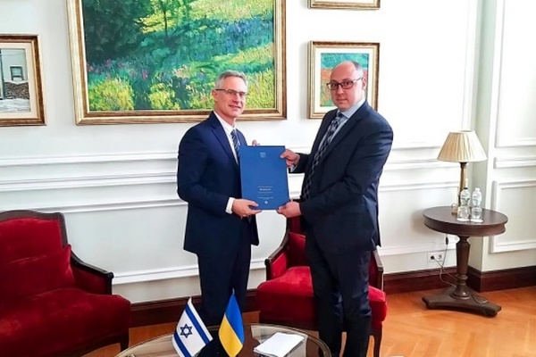Новый посол Израиля начал работу в Украине