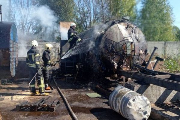 В Житомире на предприятии взорвалась 200-литровая бочка, есть пострадавшие