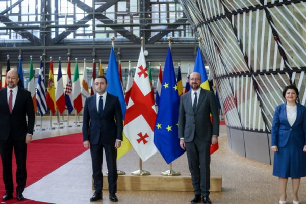 Шмыгаль и главы правительств Грузии и Молдовы встретились с главой Европейского Совета