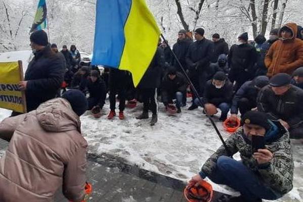 В Луганской области седьмой день протестуют шахтеры — требуют зарплату