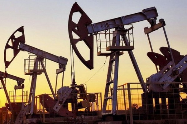 Рост цен на нефть сдерживает распространение штамма Омикрон