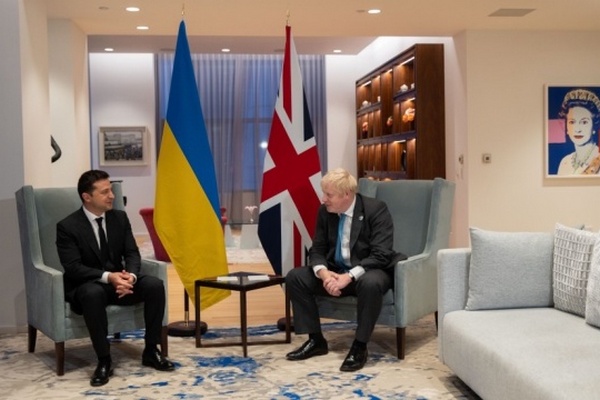 Зеленский и Джонсон скоординировали шаги по деэскалации вокруг Украины