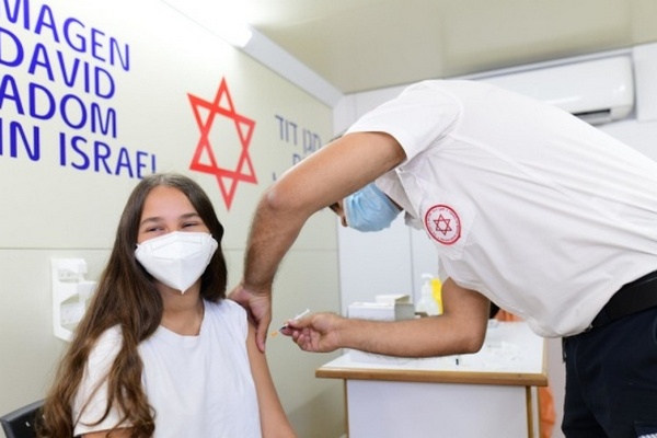 Израиль к апрелю планирует начать COVID-вакцинацию младенцев