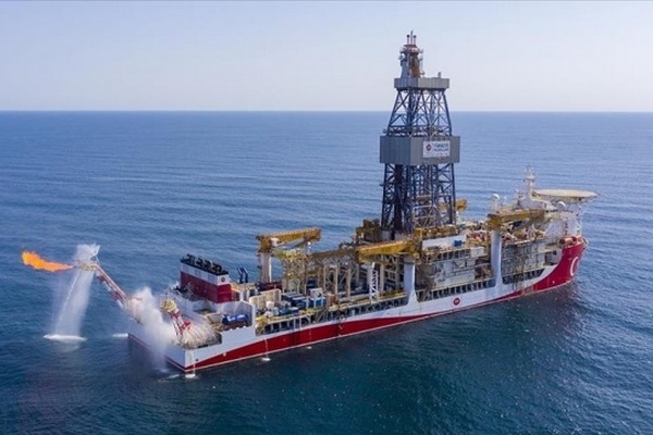 Турция намерена продолжить поиски газа в Черном море