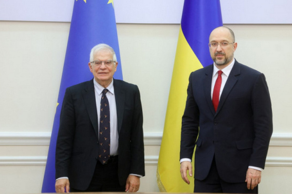 Шмыгаль договорился с Боррелем о следующем заседании Совета ассоциации Украина-ЕС в апреле
