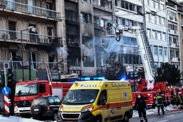 В центре Афин произошел взрыв, один человек пострадал