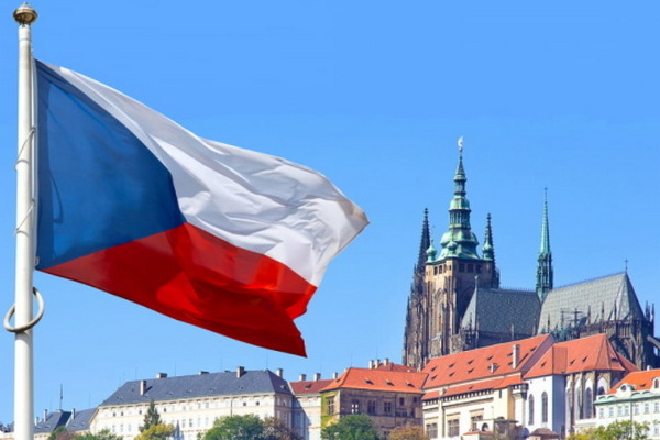 Чехия предупреждает об опасности российских фейков