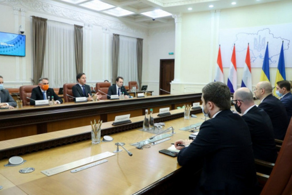 Украина и Нидерланды договорились организовать бизнес-миссии для инвесторов