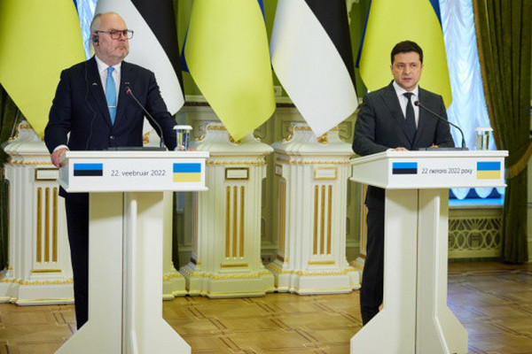 Зеленский и Карис призвали РФ вывести войска с украинской территории