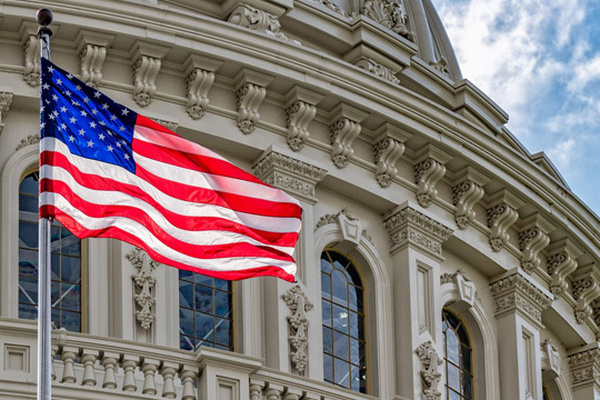 Палата представителей США одобрила помощь Украине и союзникам на $13,6 миллиарда