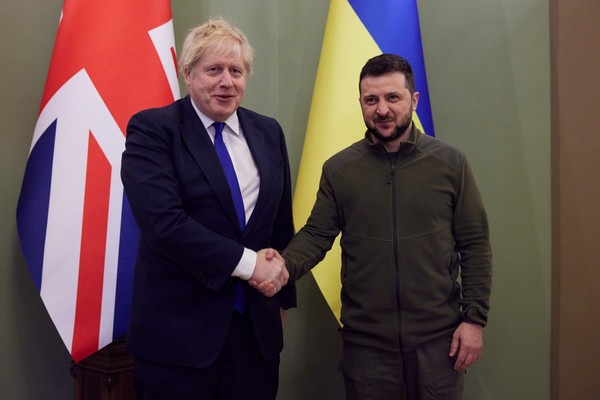 В Британии у большого друга Украины начались проблемы