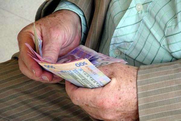 У пенсионеров проблемы с выплатами – кому не начисляют полную сумму