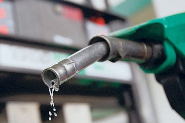 Цены на бензин бьют все рекорды: что происходит на АЗС в Польше и Чехии