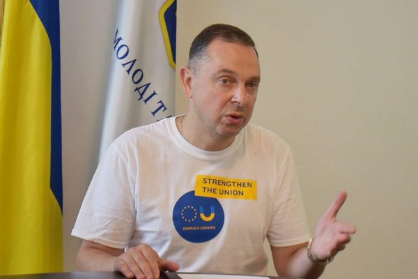 Министр спорта назвал дату старта чемпионата Украины