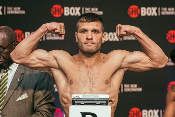 Звездный украинский боксер возвращается в ринг: названы дата боя и имя соперника