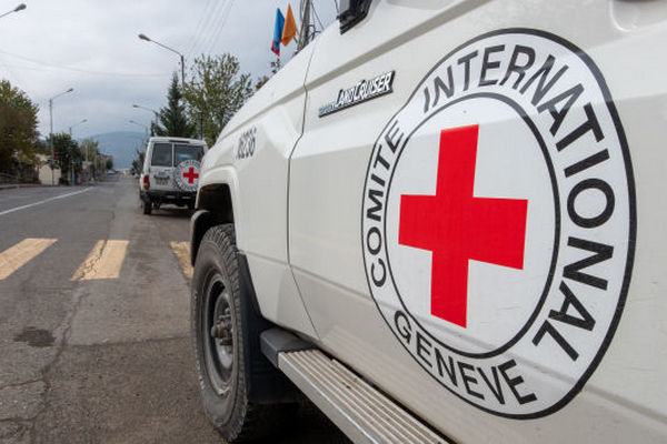 Красный Крест выплатит украинским беженцам до 360 евро: кто может рассчитывать на денежную помощь
