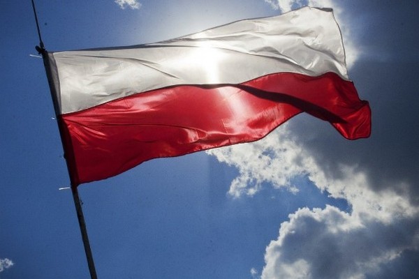 Украинцам в Польше будут выдавать электронные справки для пересечения границ в ЕС