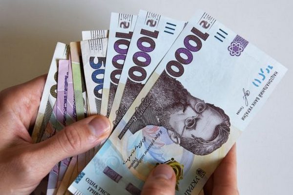 Пенсии в Украине повысят еще два раза: о каких суммах идет речь