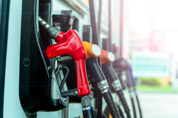 Водителям стоит приготовиться: что случится с бензиновым кризисом в августе