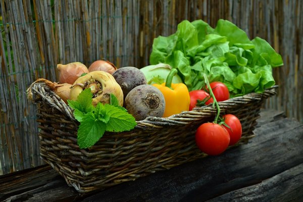 Лук, морковь, свекла: как изменились за месяц цены на овощи борщевого набора