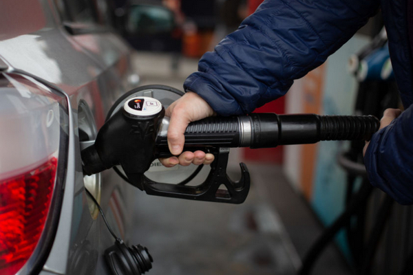 В Украине повысили цены на бензин, дизельное топливо и газ: как АЗС будут работать при полном блэкауте