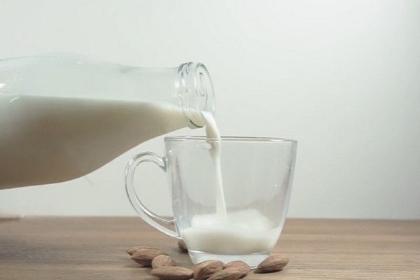 Молоко, творог, сметана: в Украине перед праздниками изменились цены на молочные продукты