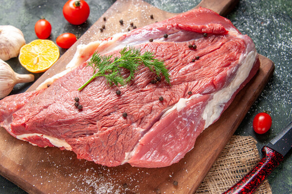 В Украине началось сезонное изменение цен на свинину