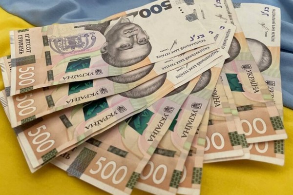 Украинцы смогут получать дополнительные выплаты от 6 700 до 20 100 грн