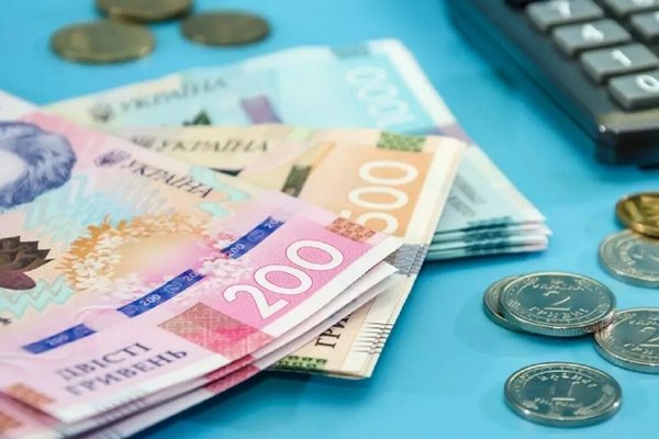 Пенсионеры получат доплату от 300 до 579 гривен к пенсии: кто может рассчитывать на деньги