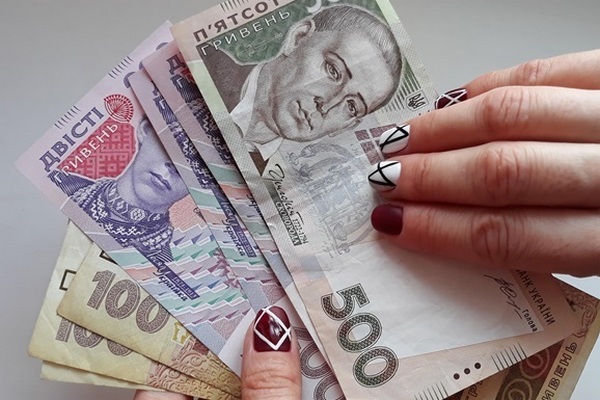 В Украине планируется повышение зарплат: названы самые высокооплачиваемые профессии в 2023 году