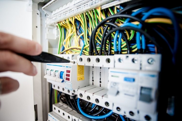 Что такое техническое обслуживание электрического оборудования
