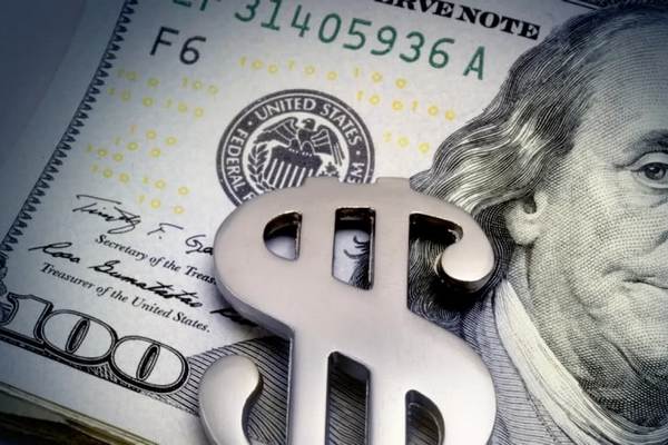 Банкир спрогнозировал, как контрнаступление ВСУ изменит курс доллара до конца лета