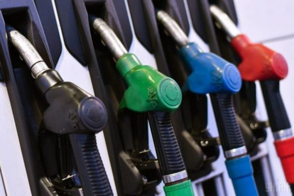 Эксперт сделал неутешительный прогноз по ценам на бензин в Украине