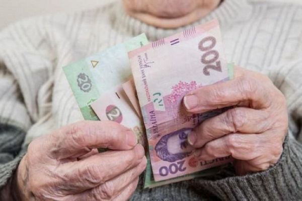 Украинцы могут увеличить пенсии на 50%: названы условия