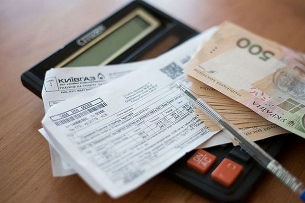 Украинцам стали начислять лишние суммы в платежках за коммуналку: что с ними делать