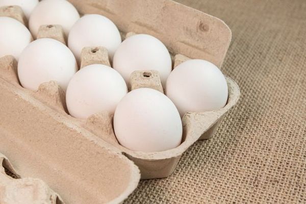 В Украине начали стремительно дорожать яйца: как изменятся цены до конца года