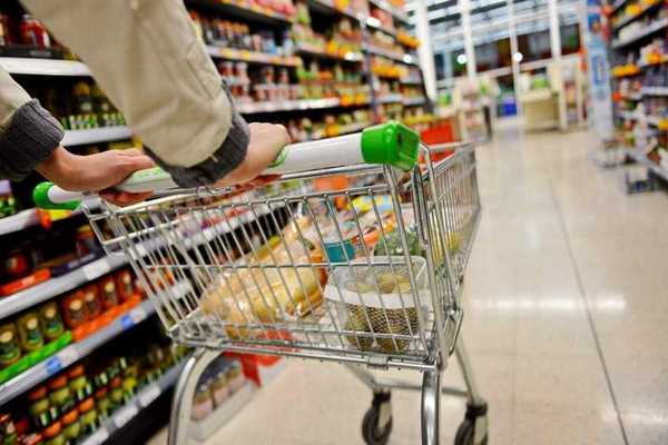 В Украине может возникнуть дефицит некоторых продуктов: цены на еду вырастут с начала января