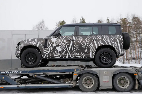 В 2024 году появится экстремальный Land Rover Defender Octa