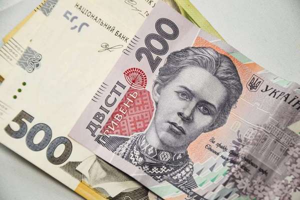 В Украине возобновили индексацию зарплат: как повысятся заработки граждан