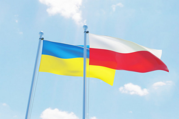 Украинские беженцы в Польше смогут получить право на временное проживание сроком на 3 года