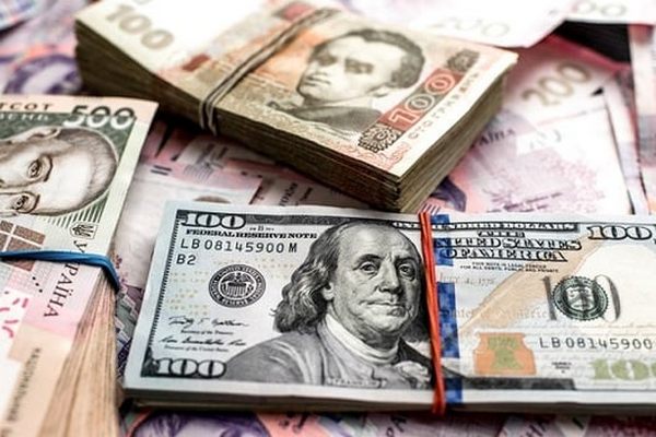 Доллар подорожает до 90 грн: курс валюты уже установил исторический рекорд