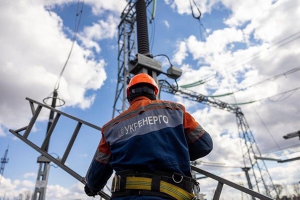 В Укрэнерго заявили о сокращении периода отключений электроэнергии: как будут действовать графики 22 июня
