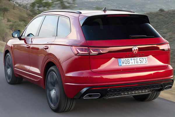 В Украине начались продажи нового VW Touareg: комплектации и цены