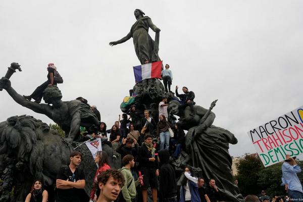 Цифры и факты: что известно о протестах во Франции