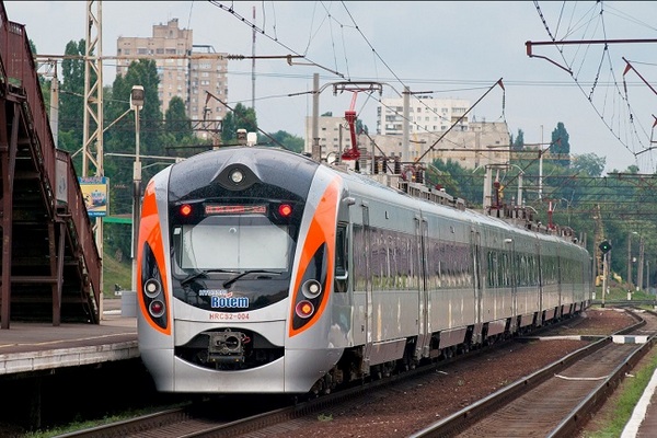 Официальное заявление: Кабмин готовит закупку 20 электропоездов из Кореи