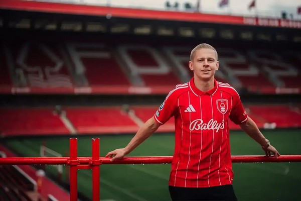 Зинченко и его дебют за «Ноттингем»: главные факты