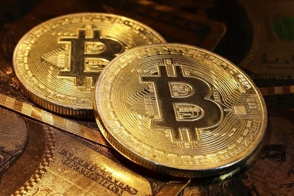 Мотивы «спящего» кита: куда направятся 400 BTC после 12 лет неактивности